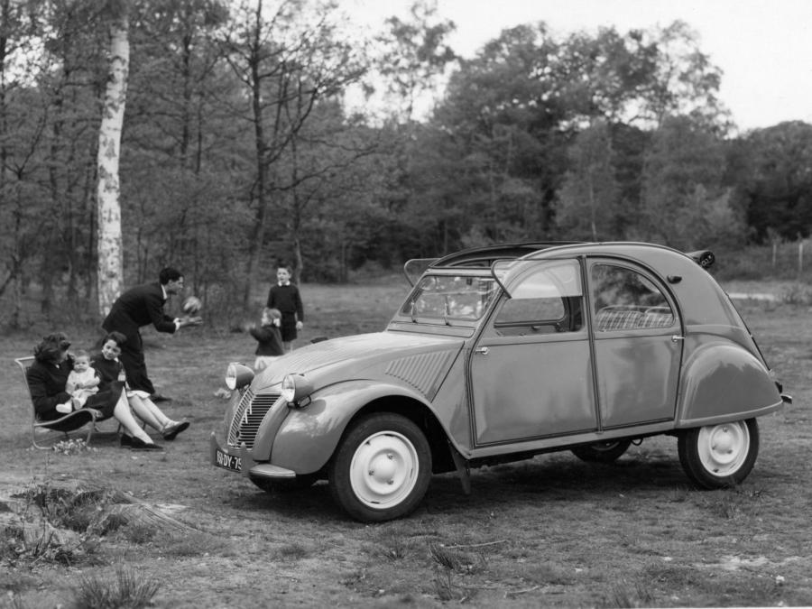  Citroen 2CV 1949 года  (фото 3 из 12)